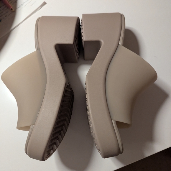 Women's Crocs LiteRides Heels Beige - Picture 1 of 5